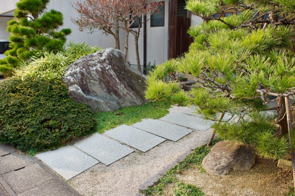 庭・エントランスの石材工事